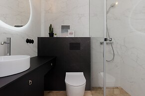 Studio Piotrkowska 37 by Renters