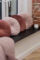 Studio Piotrkowska 37 by Renters