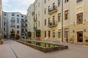 Studio Piotrkowska 37 by Renters