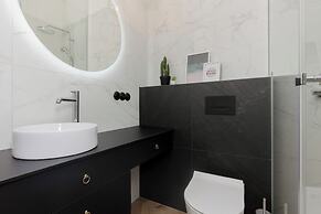 Studio Piotrkowska 37 by Renters