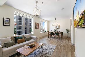 Amazing 3-Bedroom Luxury Condo Just Steps to the French Quarter