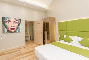 3-bdr luxury villa at a villa resort