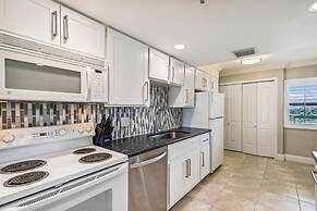 Inlet Reef 315 2 Bedroom Condo by RedAwning