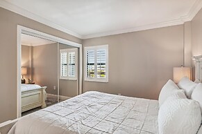 Inlet Reef 315 2 Bedroom Condo by RedAwning