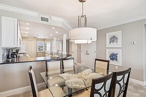 Inlet Reef 315 2 Bedroom Condo by RedAwning