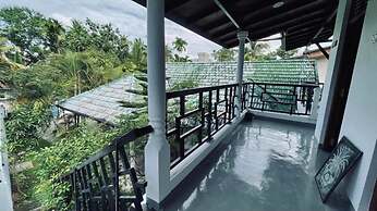 Kiara Sands Hotel Mirissa