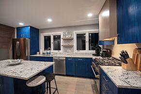 Lakefront 3BR Luxury Home at High Bluffs