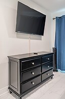 Purple Pelican by Opus (Suite 5)