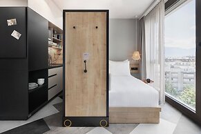 Stay KooooK Geneva City – Online Check In NEW OPENING