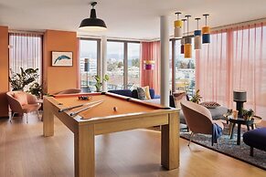 Stay KooooK Geneva City – Online Check In NEW OPENING