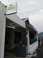 SPOT ON 91597 Sharie Homestay Syariah