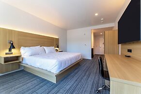 Hotel Mai Downtown Long Beach