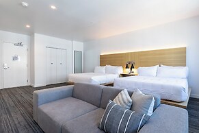 Hotel Mai Downtown Long Beach