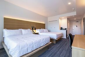 Hotel Mai Downtown Long Beach