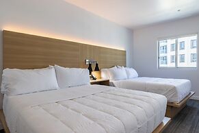 Hotel Mai Downtown Long Beach