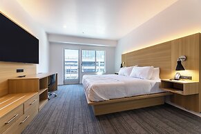 Hotel Mai Downtown Long Beach