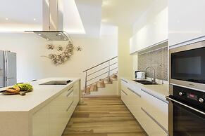 5-bdr luxury villa at a villa resort