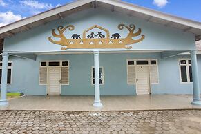 OYO 91005 Cottage Putra Mutun Beach