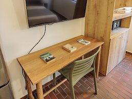 The Somos Flats Laureles