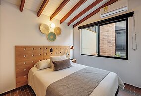 The Somos Flats Laureles