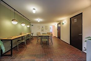 The Somos Flats Laureles