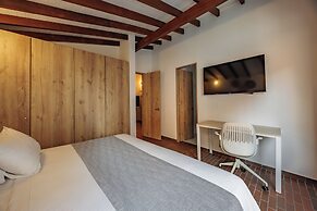 The Somos Flats Laureles