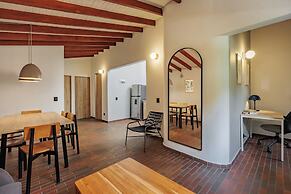 The Somos Flats Laureles