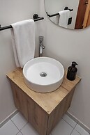 The Somos Flats Laureles