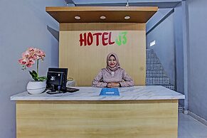 OYO 91210 Hotel J3