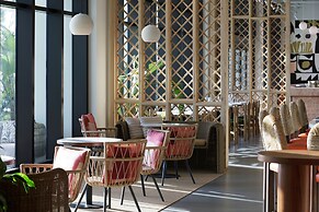 Hotel Indigo Grand Cayman by IHG