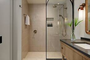 Hotel Indigo Grand Cayman by IHG