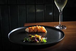 Hotel Indigo Grand Cayman by IHG