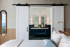 Hotel Indigo Grand Cayman by IHG