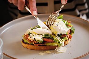 Hotel Indigo Grand Cayman by IHG