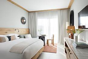 Hotel Indigo Grand Cayman by IHG