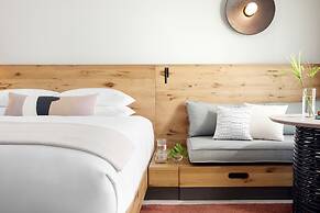 Hotel Indigo Grand Cayman by IHG