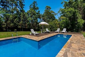 Linda chácara, aconchegante, em São Roque