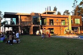 Linda chácara, aconchegante, em São Roque