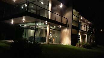 Linda chácara, aconchegante, em São Roque