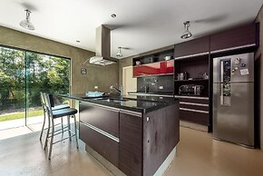 Linda chácara, aconchegante, em São Roque