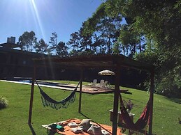 Linda chácara, aconchegante, em São Roque