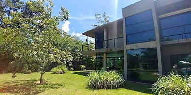 Linda chácara, aconchegante, em São Roque