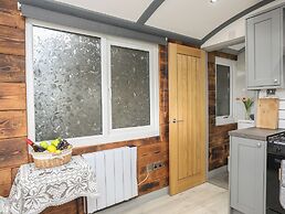 Fron Goch Shepherd's Hut