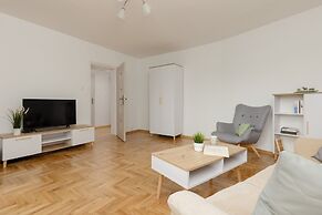 2-bedroom Franciszka Kawy 34 by Renters
