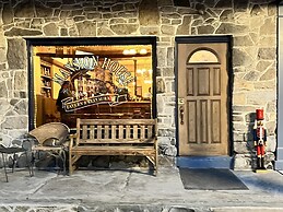 Stoner's Mansion House