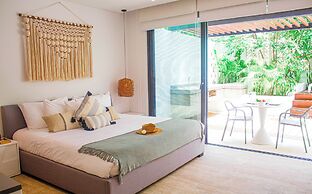 D101 Garden Pool Central Park Lagunas By Sandy Powerful