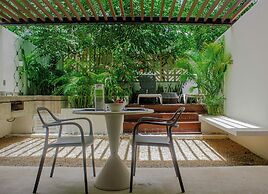 D101 Garden Pool Central Park Lagunas By Sandy Powerful