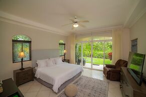 Colina 8F - 2 bdr 2 Bath