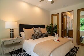 - Casa Cenizaro Six Bedroom Private Pool Family