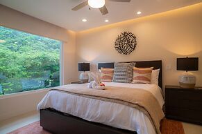 - Casa Cenizaro Six Bedroom Private Pool Family